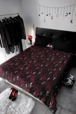 Beastie Bloom Printed Microfibre Comforter